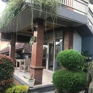 Villa Raditya