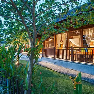 Villa Tirta Padi